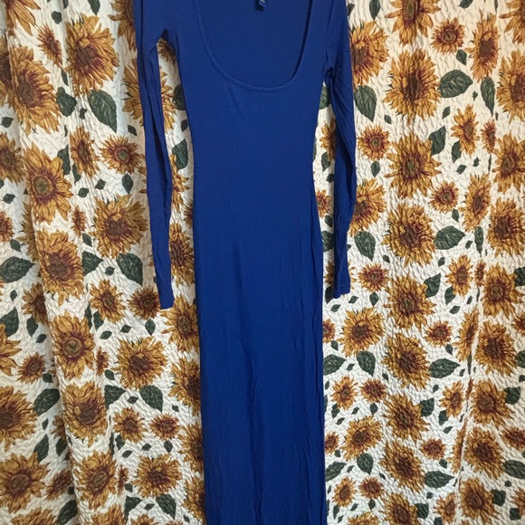 SKIMS Blue Bodycon Long Sleeve Dress - Picture 3 of 4
